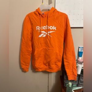 Reebok | pullover sweater euc
